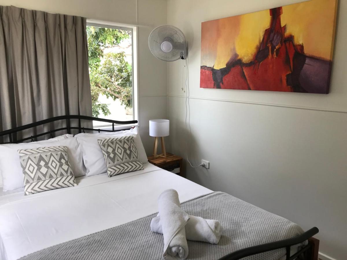 Apartamento Ocean Breeze Units Bowen Exterior foto