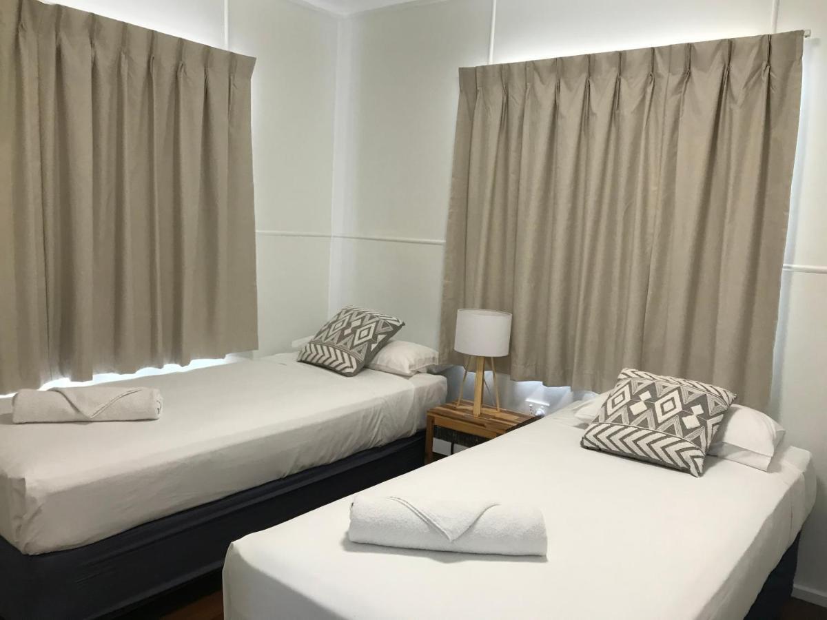 Apartamento Ocean Breeze Units Bowen Exterior foto