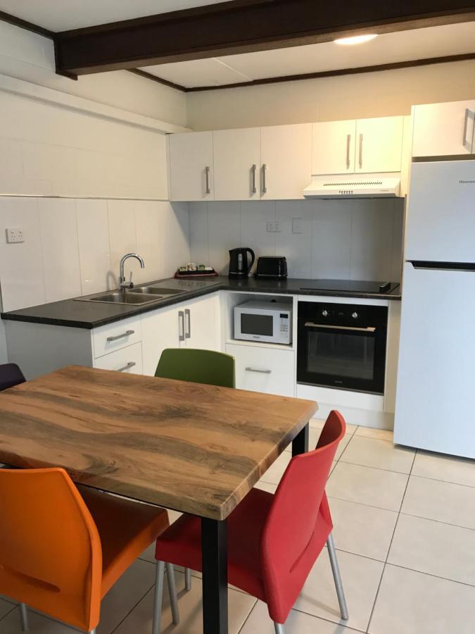 Apartamento Ocean Breeze Units Bowen Exterior foto