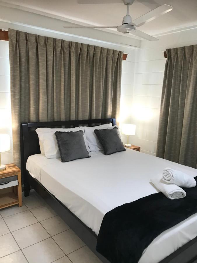 Apartamento Ocean Breeze Units Bowen Exterior foto