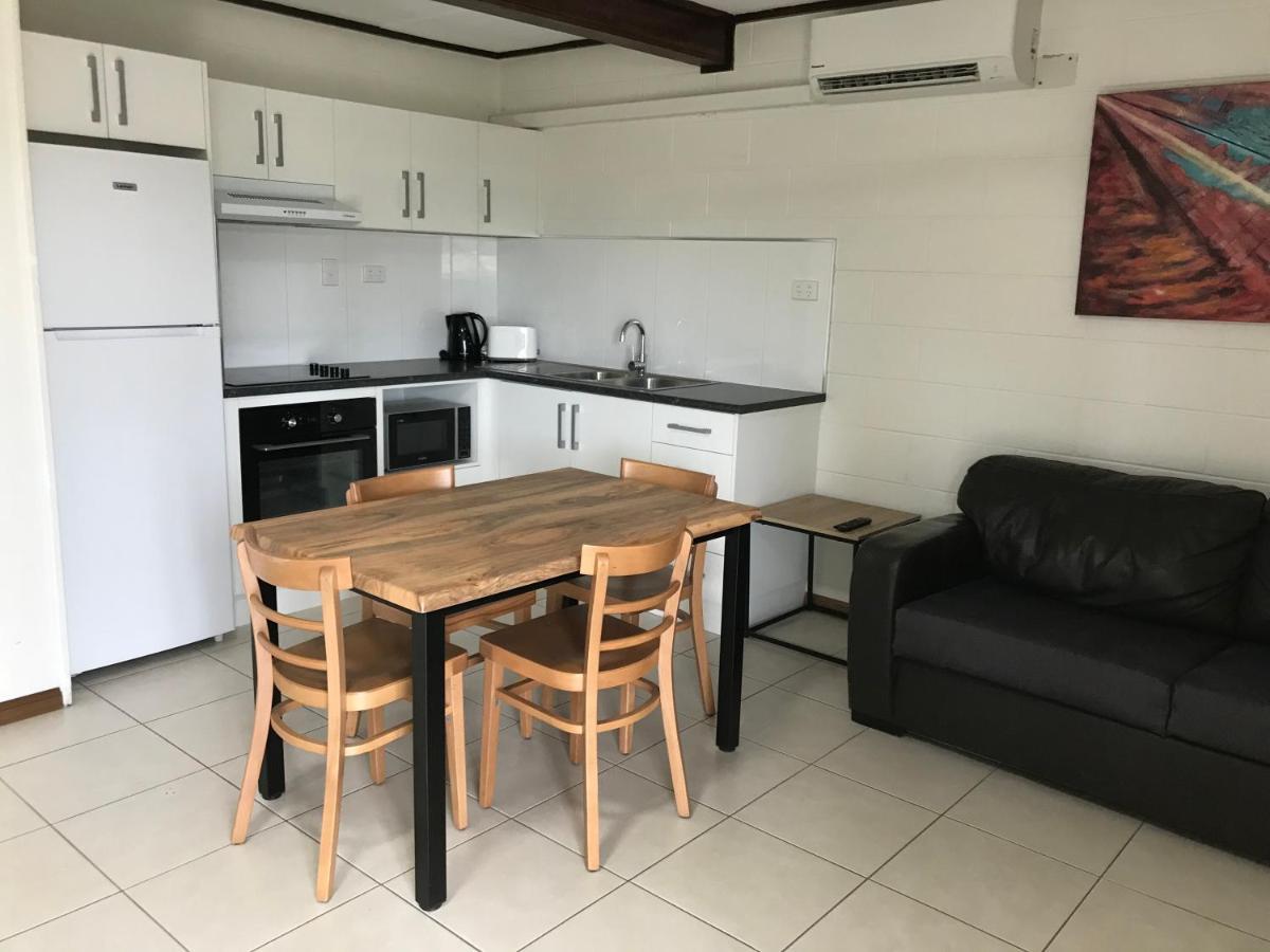 Apartamento Ocean Breeze Units Bowen Exterior foto