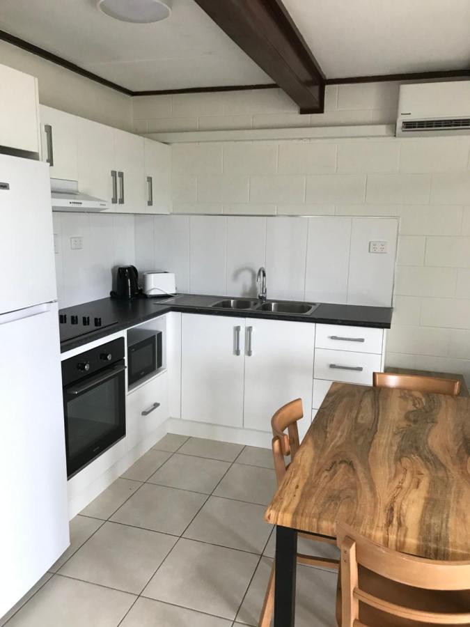 Apartamento Ocean Breeze Units Bowen Exterior foto